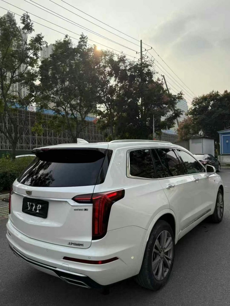 20年襄阳凯迪拉克XT6