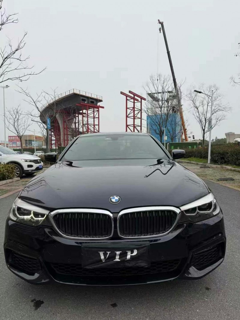 17年襄阳宝马5系