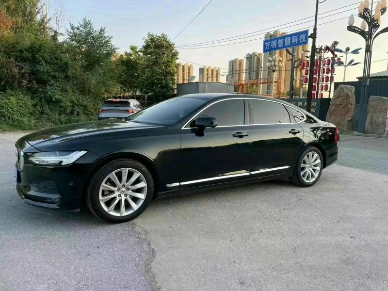 18年沈阳沃尔沃S90