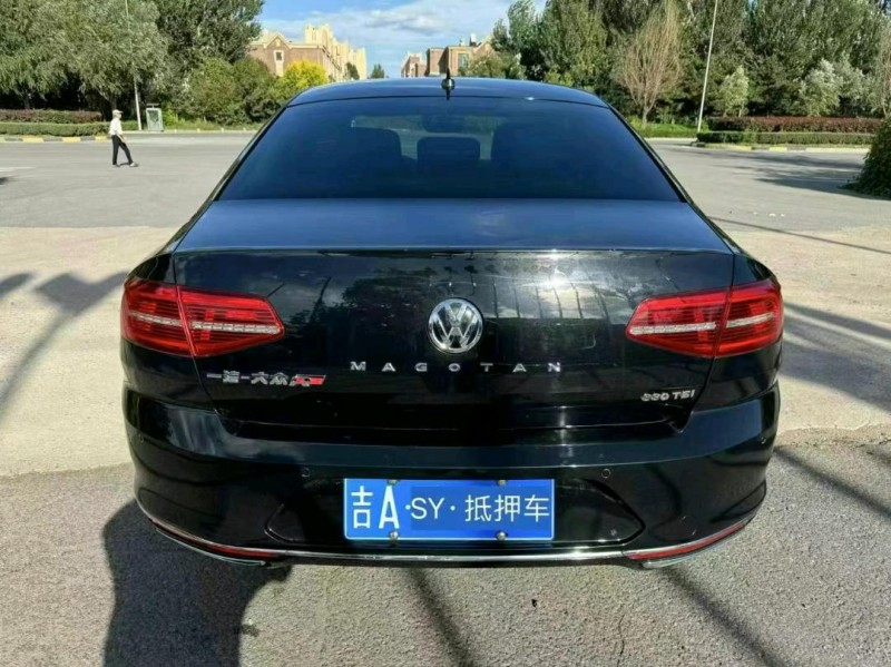 17年沈阳大众迈腾