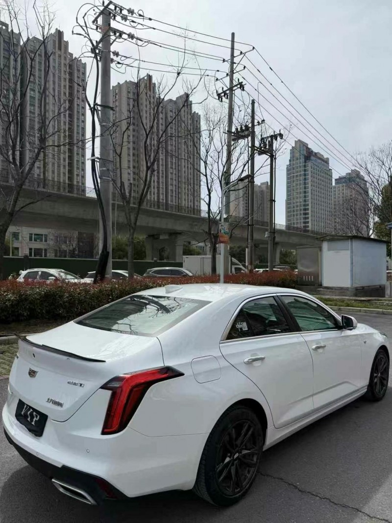 22年襄阳凯迪拉克GT4