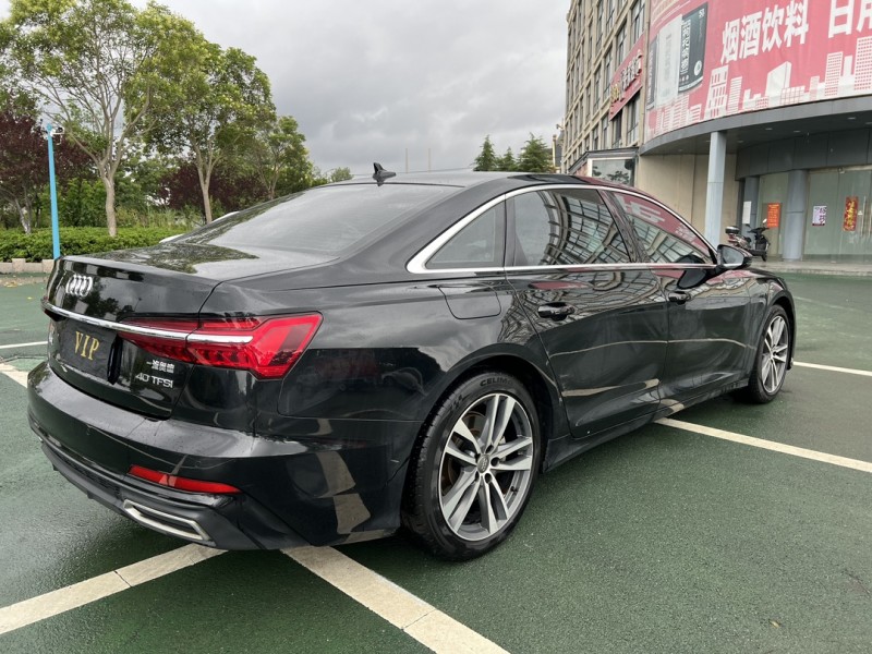 21年盐城奥迪A6L