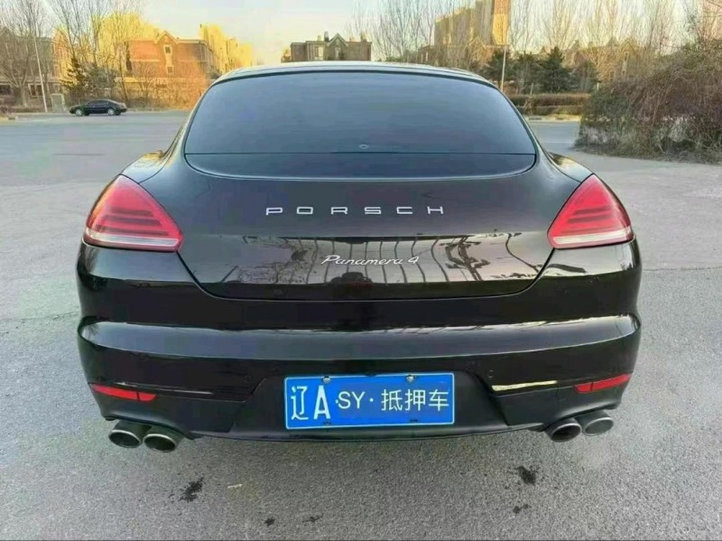 14年沈阳保时捷帕拉梅拉