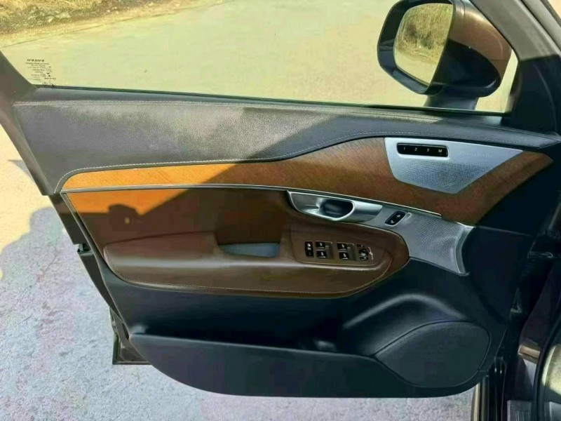 18年沈阳沃尔沃XC90