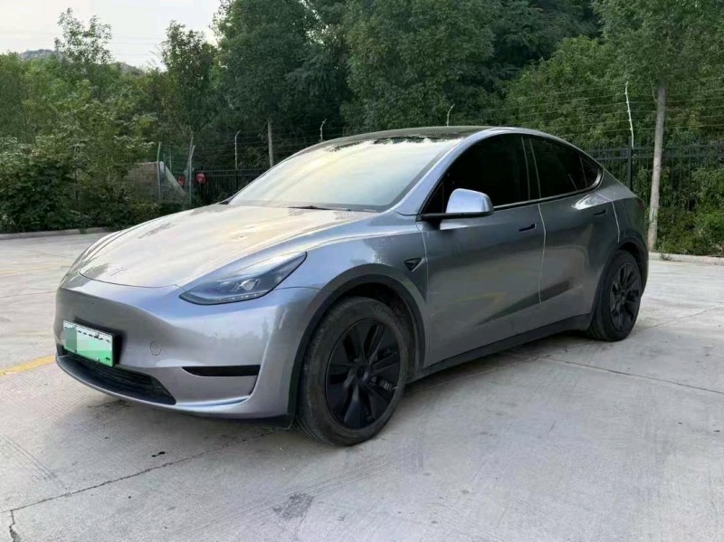 24年青岛特斯拉MODEL Y