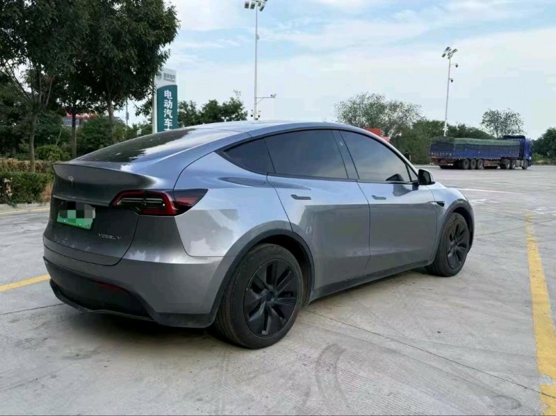 24年青岛特斯拉MODEL Y