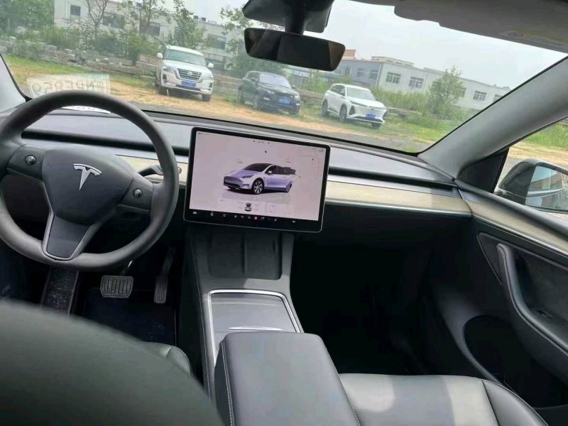 23年青岛特斯拉MODEL Y