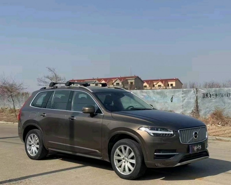16年青岛沃尔沃XC90
