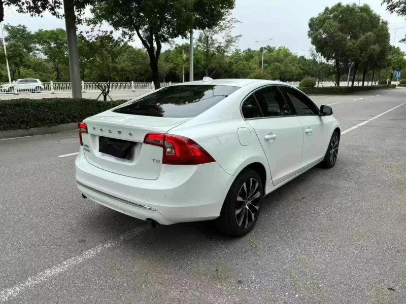 20年张家界沃尔沃S60L