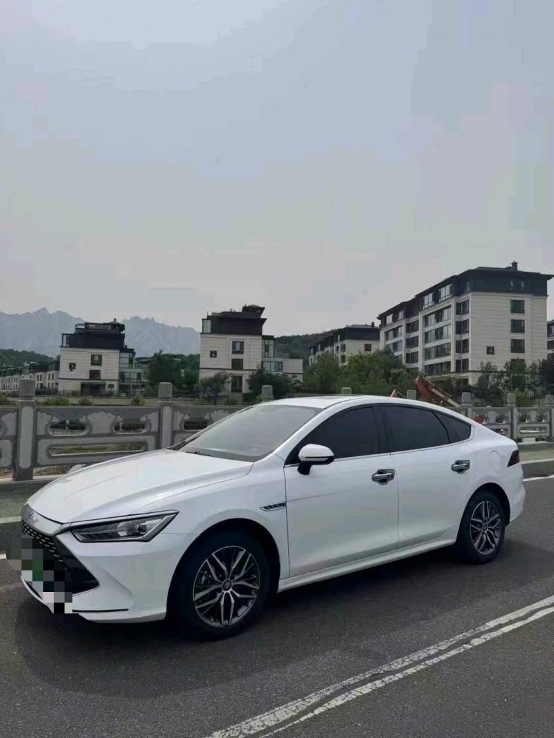 22年青岛比亚迪秦