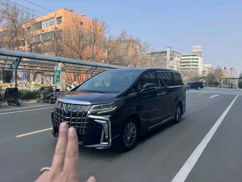 19年济南丰田埃尔法