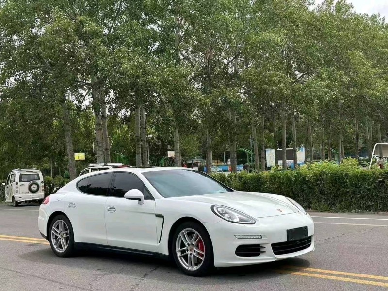 16年潍坊保时捷帕拉梅拉