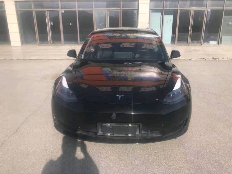 23年青岛特斯拉MODEL 3