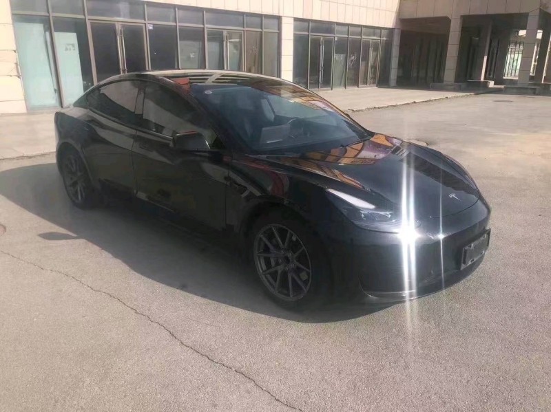 23年青岛特斯拉MODEL 3
