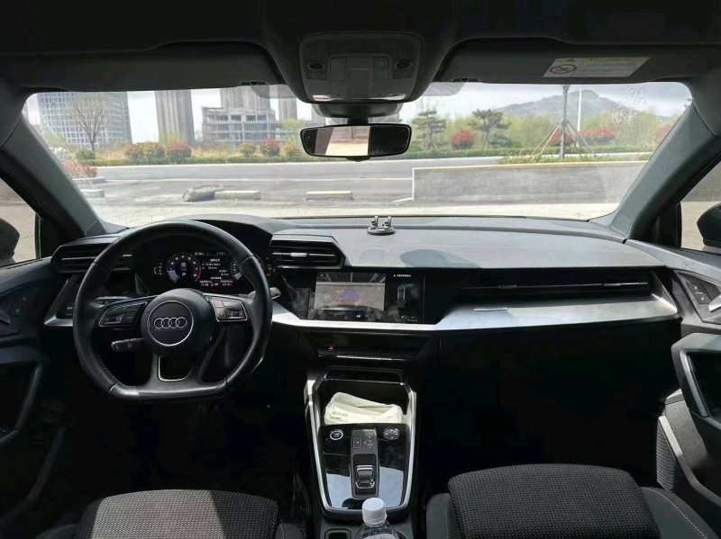 23年青岛奥迪A3