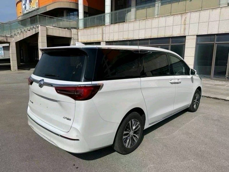 25年青岛别克GL8
