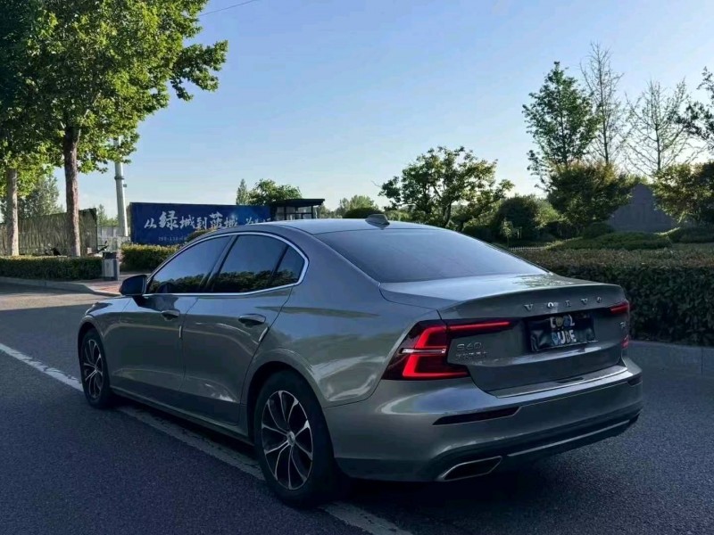 20年青岛沃尔沃S60L