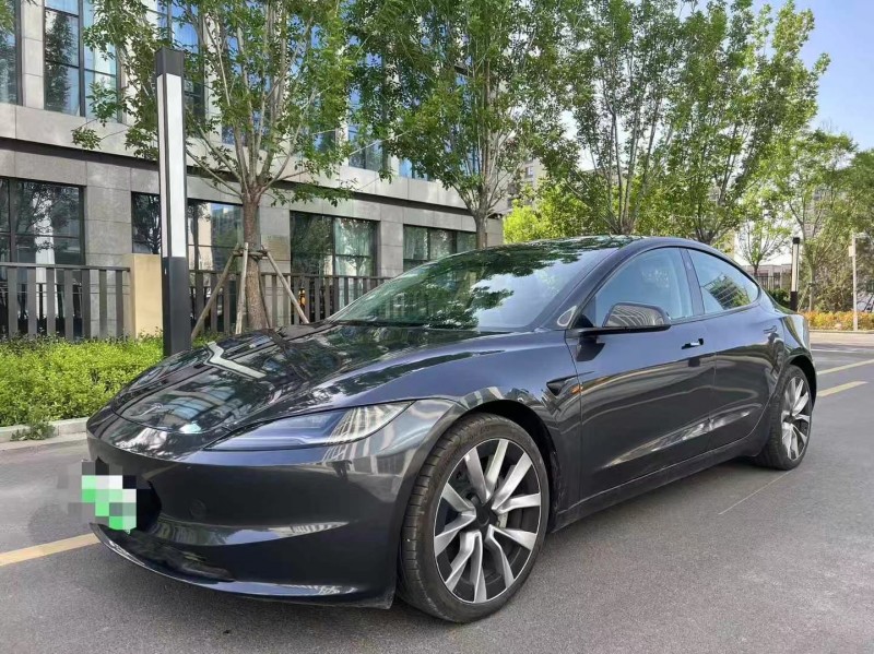 24年青岛特斯拉MODEL 3