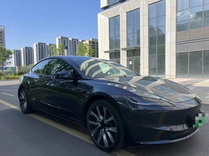 24年青岛特斯拉MODEL 3