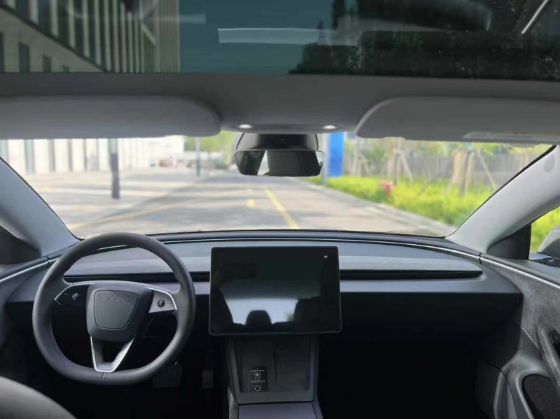 24年青岛特斯拉MODEL 3