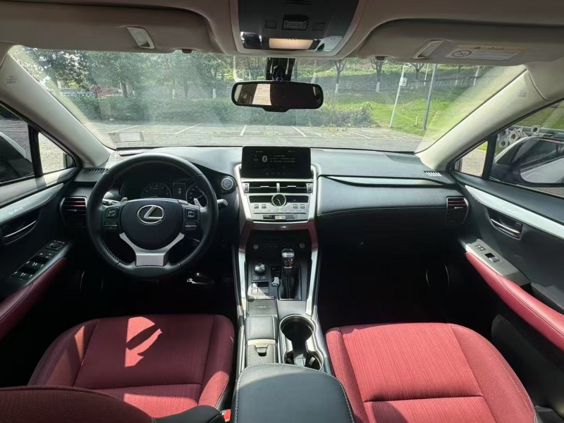 20年成都雷克萨斯NX