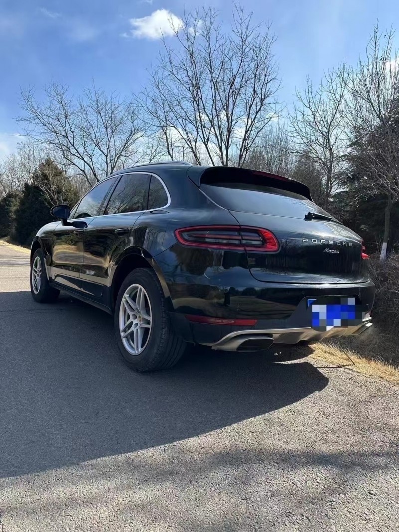 16年青岛保时捷Macan