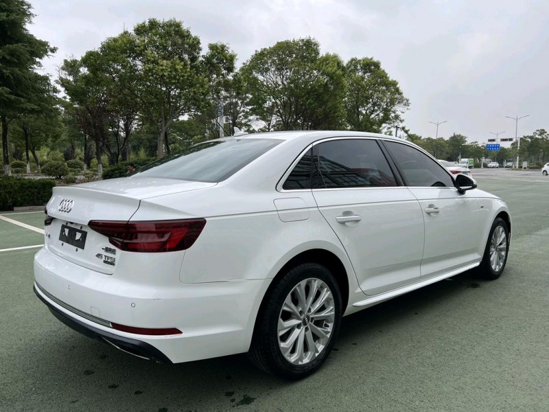 19年盐城奥迪A4L