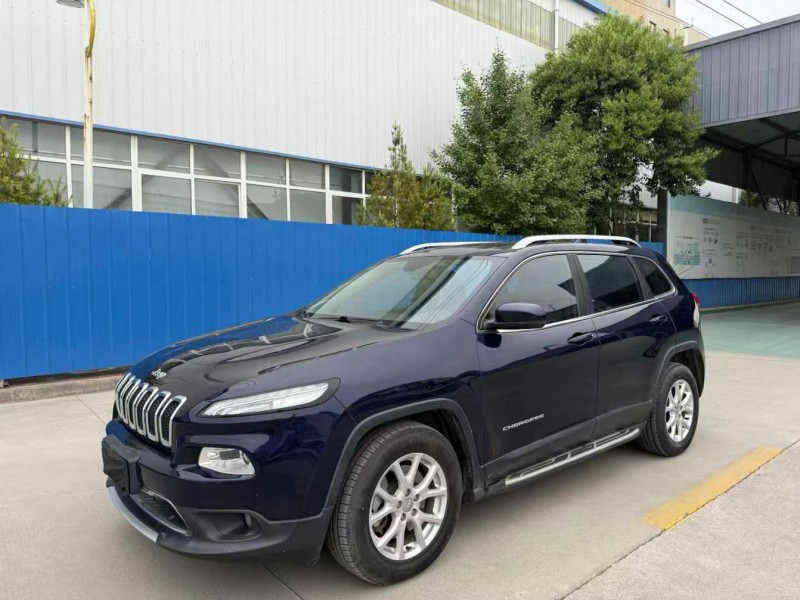 18年郑州Jeep自由光