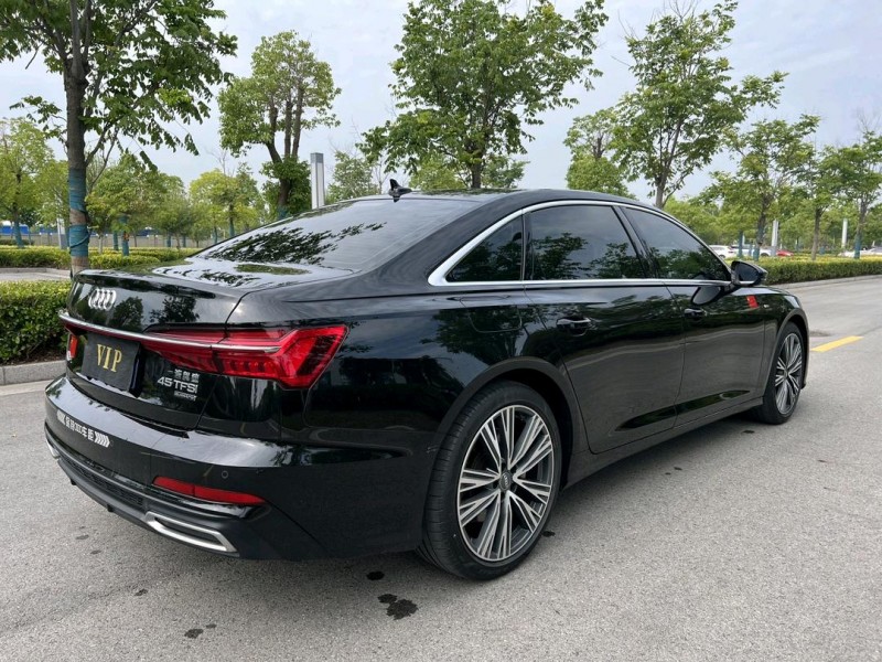 22年盐城奥迪A6L