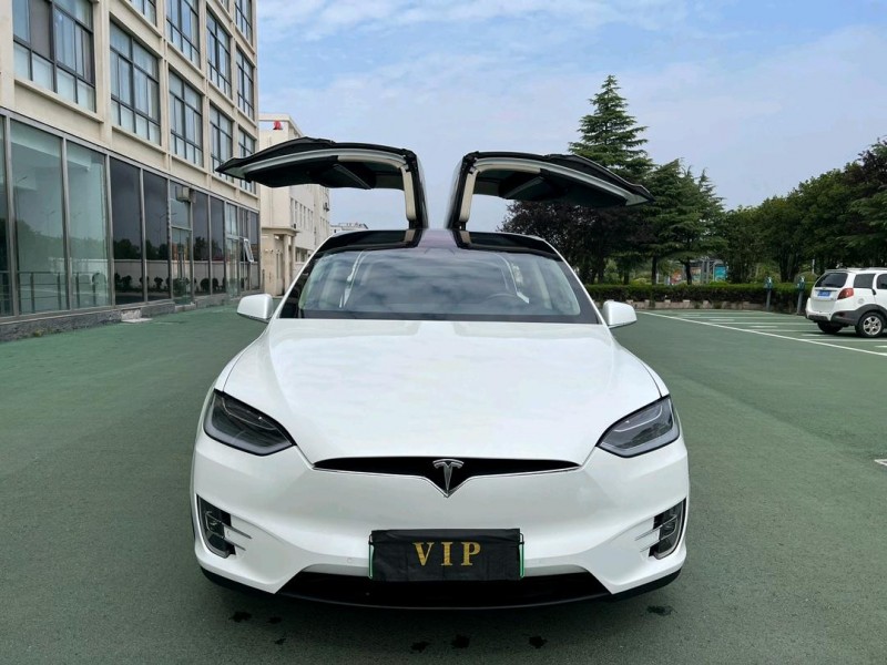 18年盐城特斯拉MODEL X