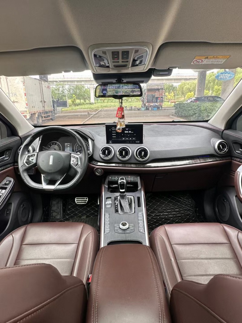 19年青岛长城汽车WEY VV5