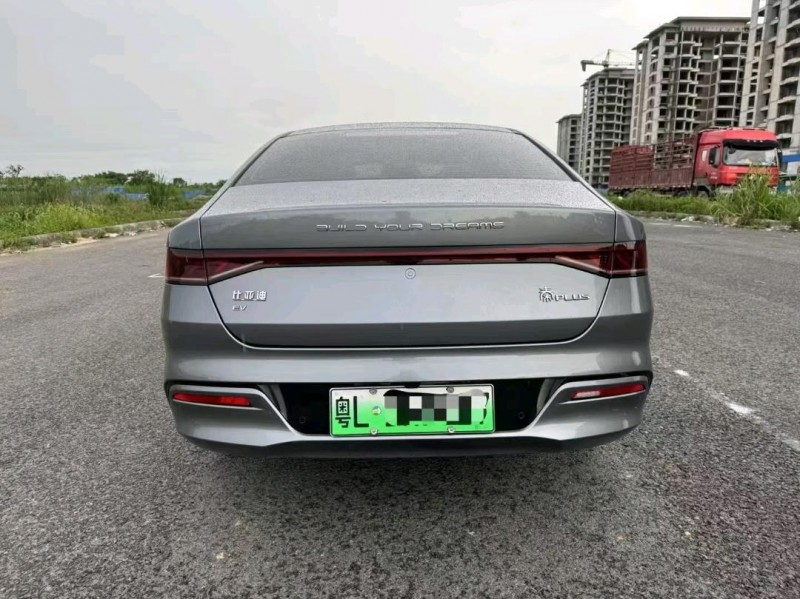 25年柳州比亚迪秦