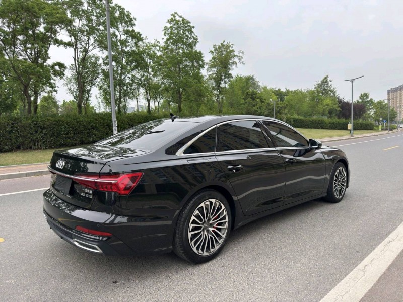 22年盐城奥迪A6L