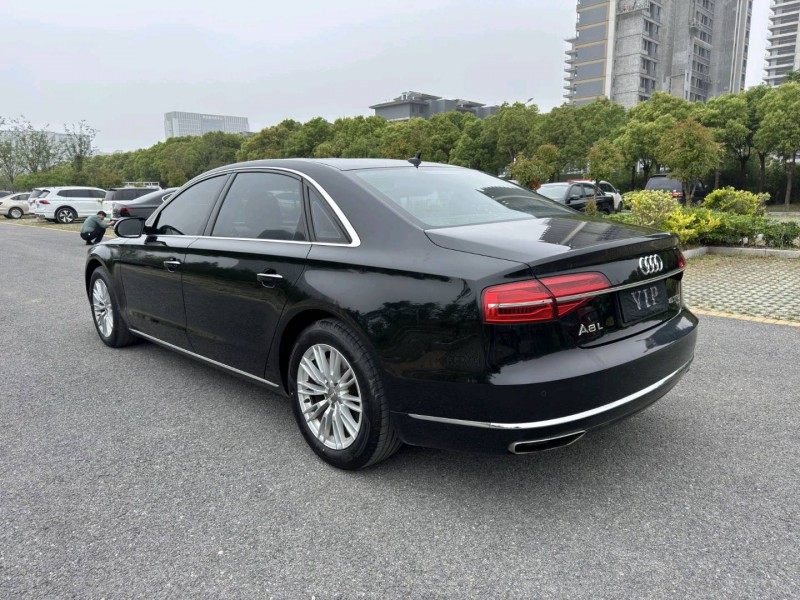 16年盐城奥迪A8