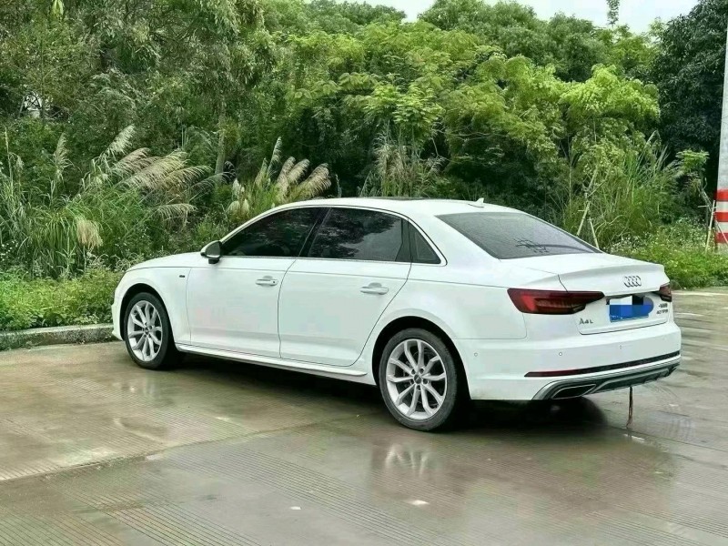20年佛山奥迪A4L