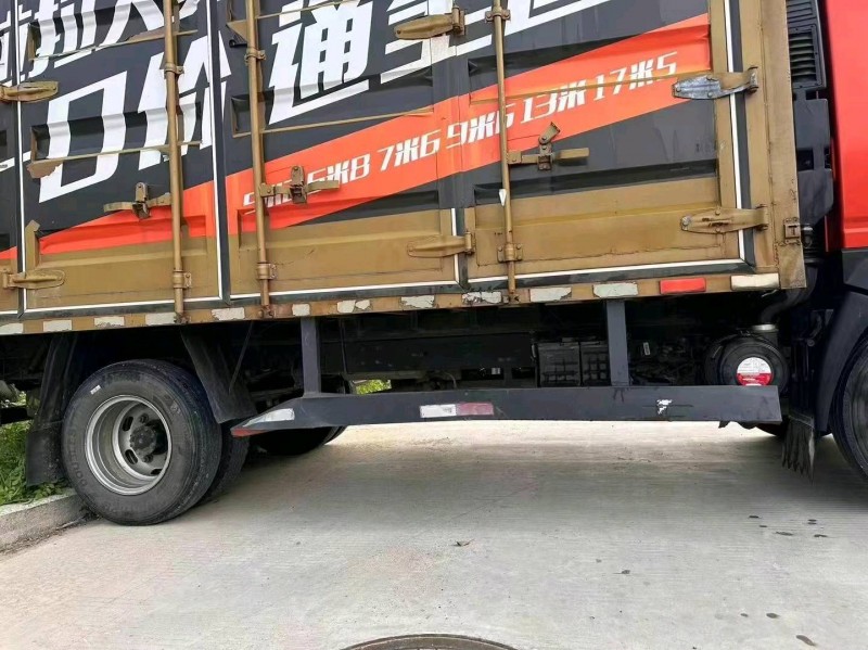20年汕头卡车系列重汽豪沃