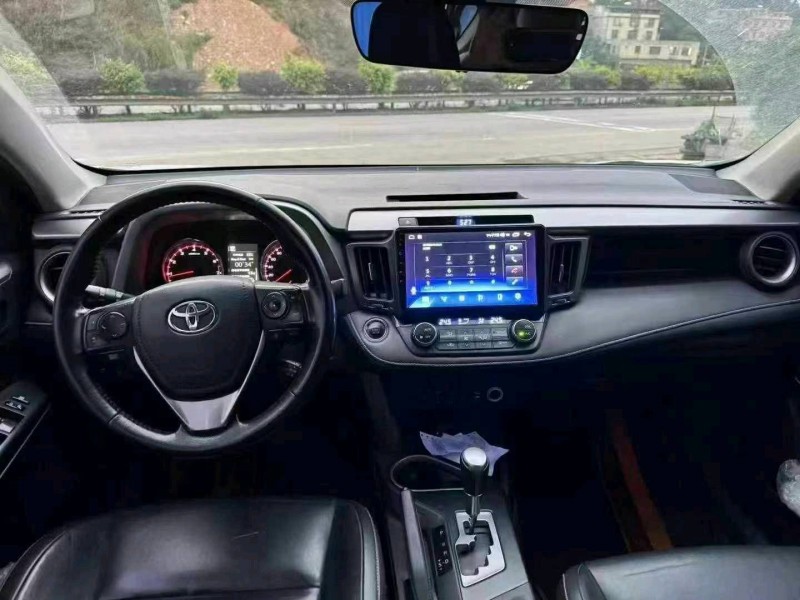 18年南宁丰田RAV4荣放