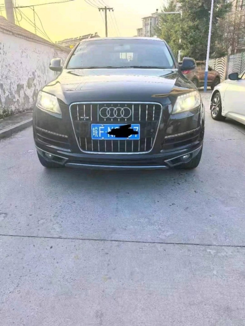 15年连云港奥迪Q7