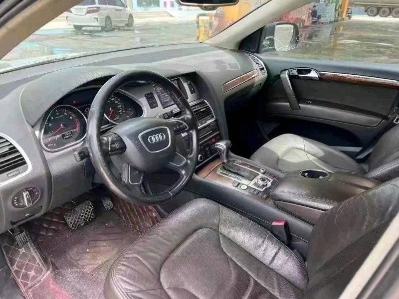 12年荷泽奥迪Q7