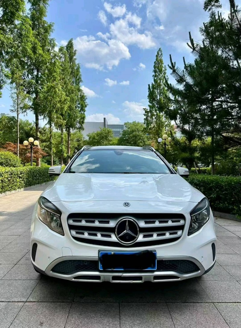 18年烟台奔驰GLA