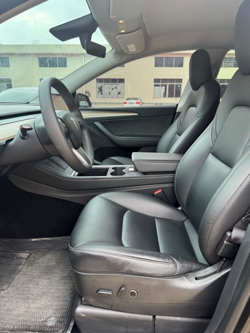 21年中山市特斯拉MODEL Y