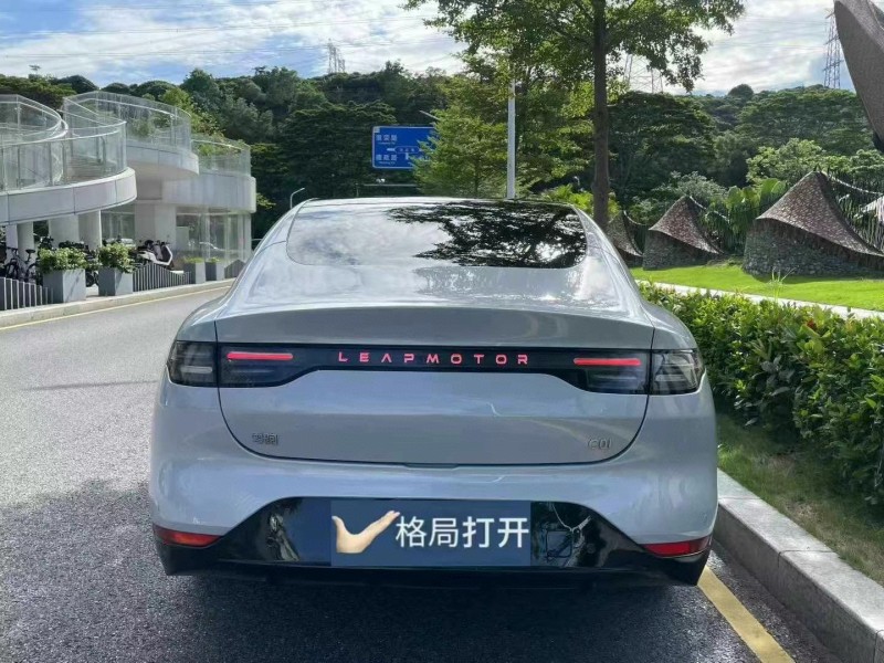 24年深圳零跑汽车C01