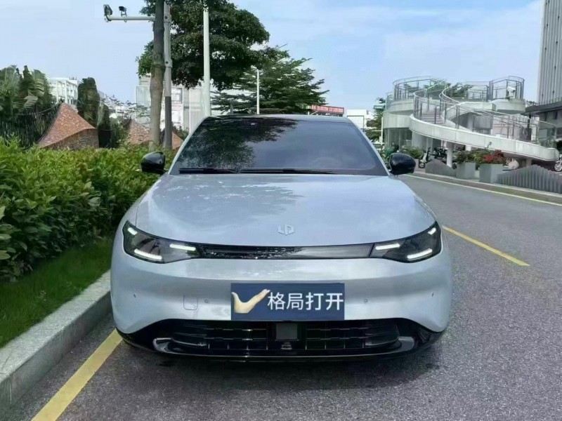 23年深圳零跑汽车C01