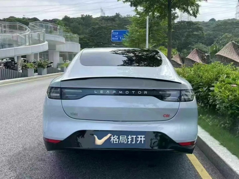 23年深圳零跑汽车C01