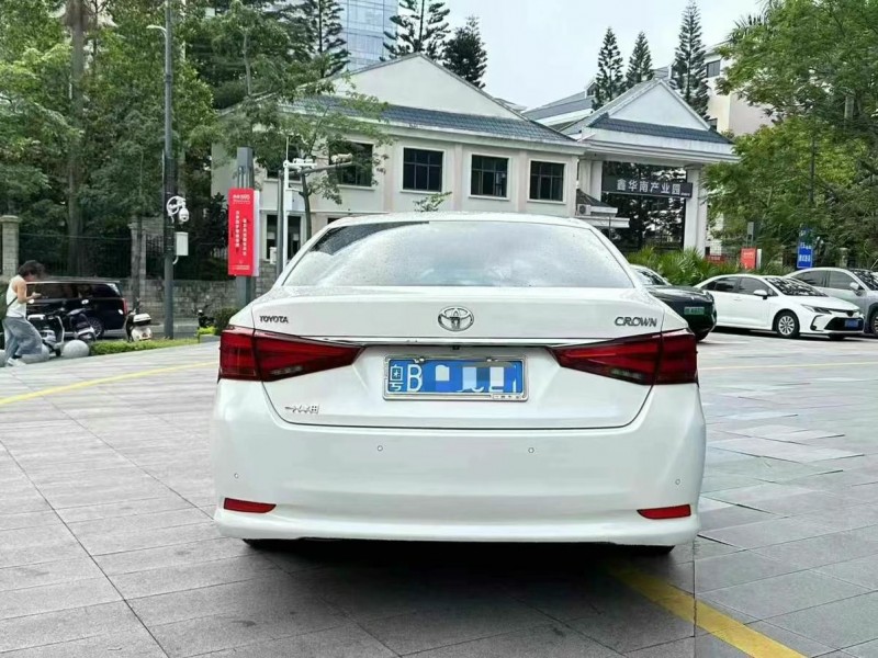 15年深圳丰田皇冠