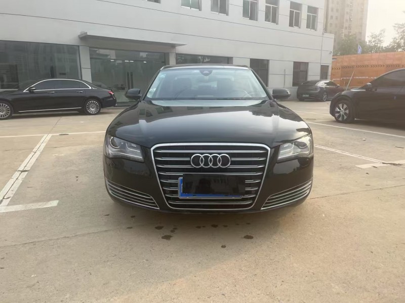 14年阜阳奥迪A8L