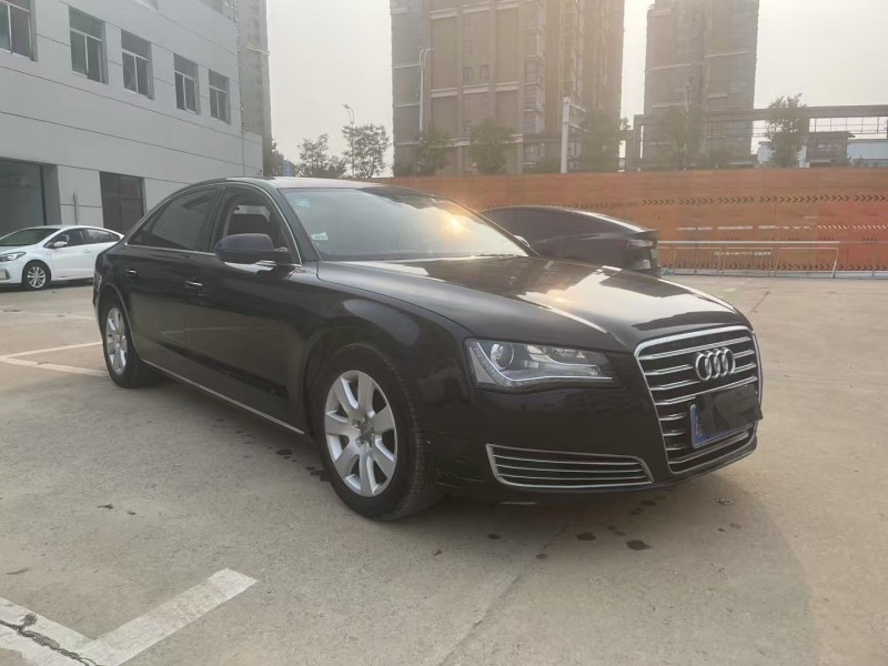 14年阜阳奥迪A8L