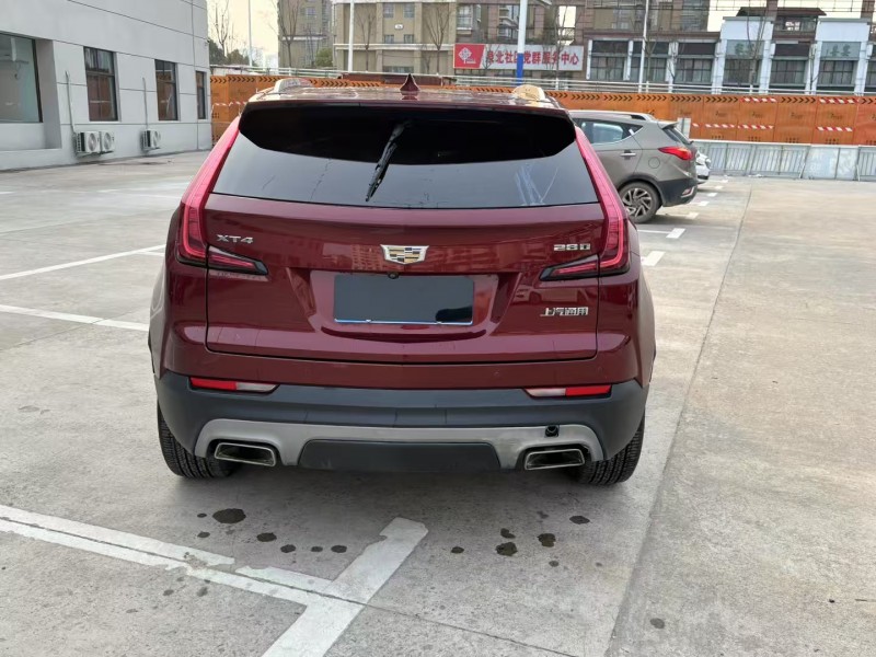 19年阜阳凯迪拉克XT4