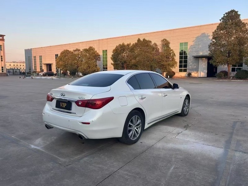 17年宿迁英菲尼迪Q50L