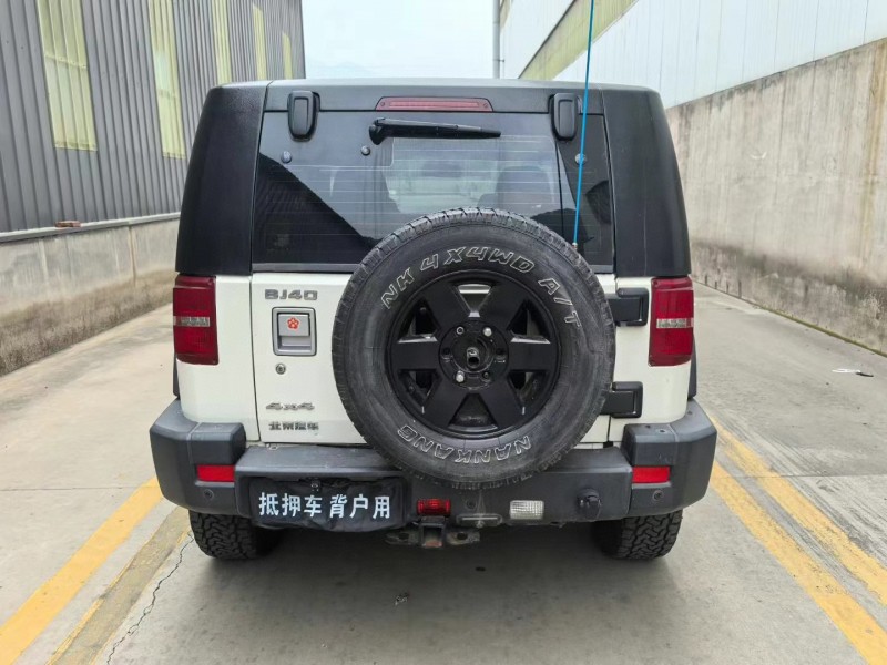 15年石家庄北汽制造BJ40